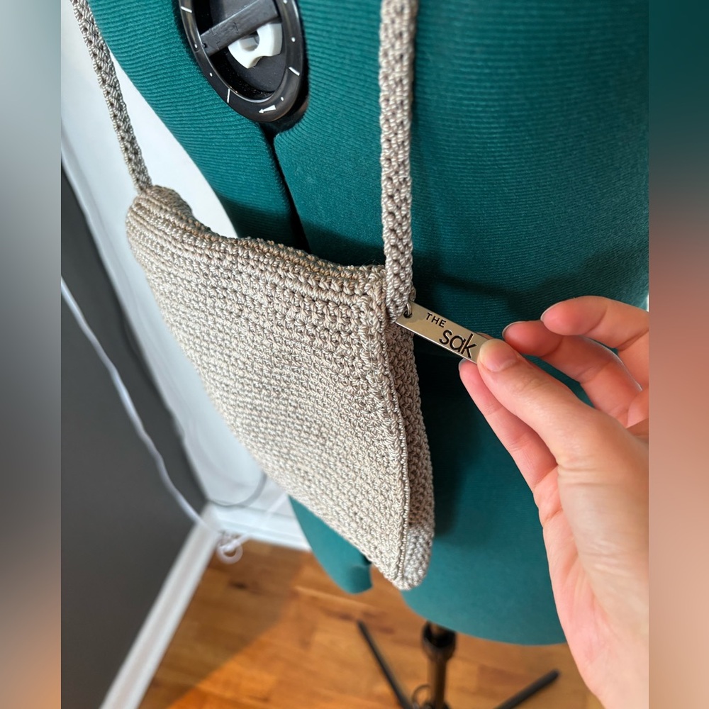 The SAK Stylish Tan Crossbody Bag, crochet with simple flap, lined - Picture 3 of 10